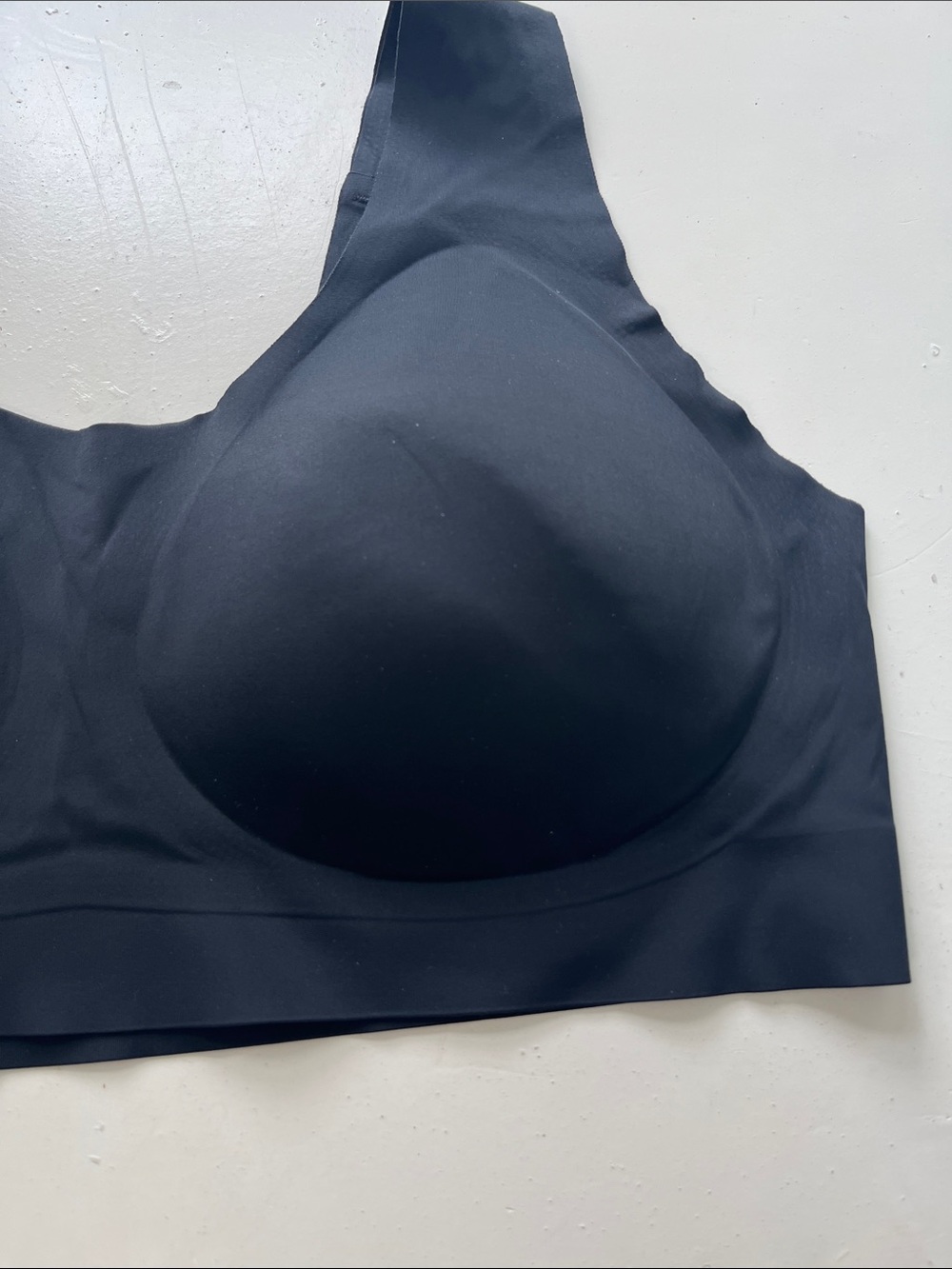 Serra XL Black Wireless Jelly Style Bra with Built in Cups - Picture 3 of 5